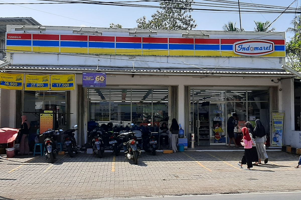 Indomaret Raya Selatan Ranjingan: Belanja Praktis di Tengah Keramaian Cilacap